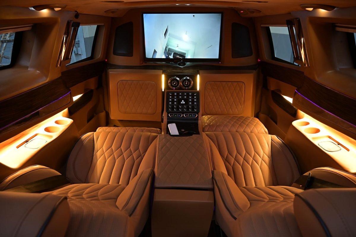 Corporate Chauffeur Service Dubai: Why Every Executive Needs One