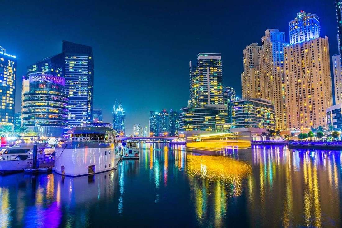 Chauffeur Hire in Dubai Marina: The Complete Private Transfer Guide
